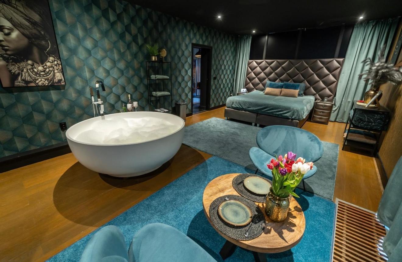 הוילה דן בוש De Luxe Bed &Wellness מראה חיצוני תמונה