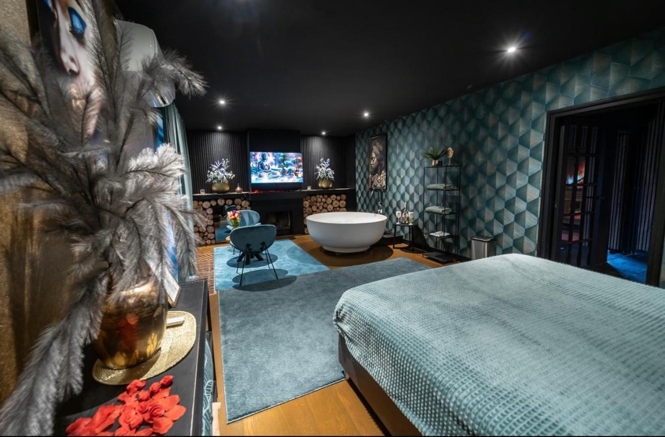 הוילה דן בוש De Luxe Bed &Wellness מראה חיצוני תמונה